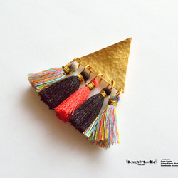 Big triangle fringe pierce red（片耳販売） 2枚目の画像