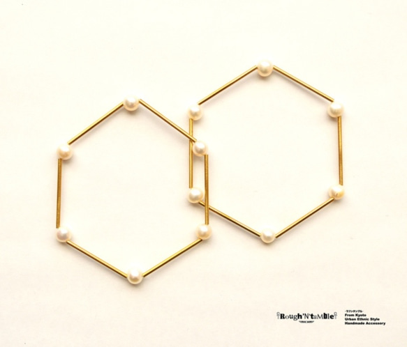 Hexagon bracelet pearl（1本売り） 1枚目の画像