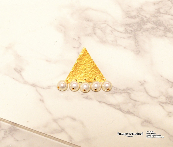 Big triangle pierce pearl fringe(片耳販売) 2枚目の画像