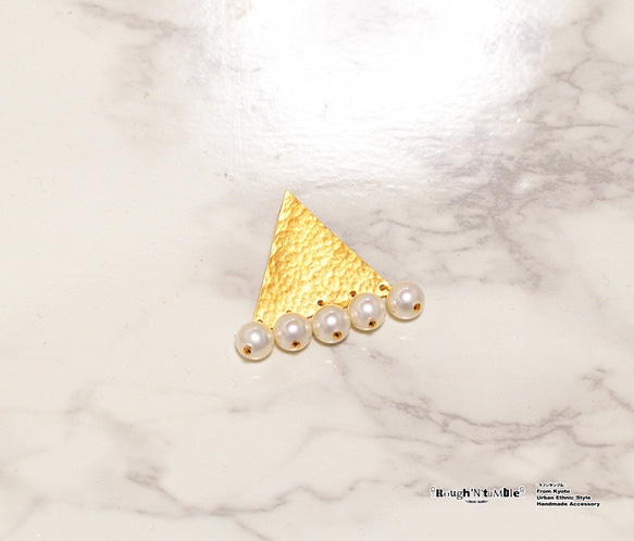 大三角穿孔珍珠流蘇（單耳出售） 第3張的照片
