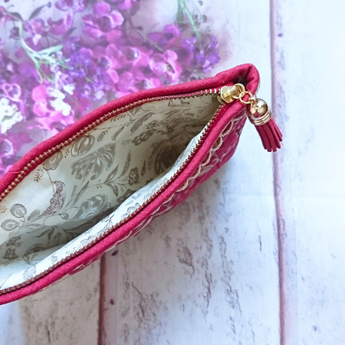 moda レッドワークのパッチワークポーチ＊こうの早苗さん ポーチ NQNL