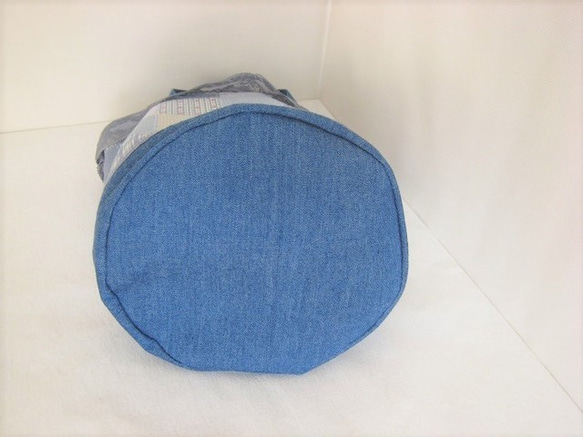 かわいいパッチワーク柄のバケツ型ミニトートバッグ（ブルー） 4枚目の画像
