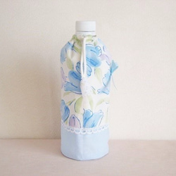 かわいいチューリップ柄ペットボトルカバー（水色） 2枚目の画像