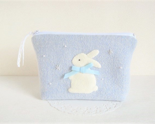 ハンドメイドポーチ　女の子と白うさぎ 12 ハンドメイドポーチ 女の子と白うさぎ 12 kyara-013.jpg