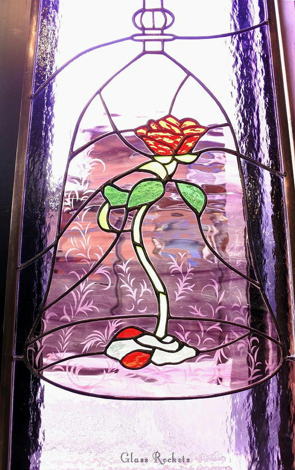 美女と野獣 モチーフの薔薇 ステンドグラスパネル 窓 ドア 壁 用 オーダー 9枚目の画像