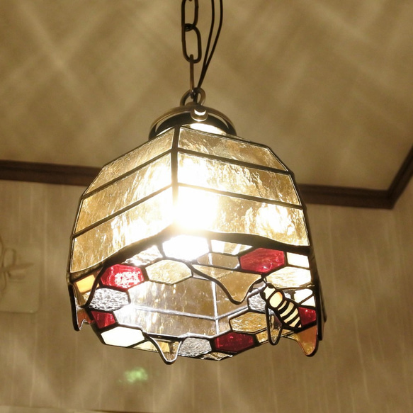 みつばち ハチの巣 ミツバチのランプ ステンドグラス 照明 ランプ ペンダント 2枚目の画像