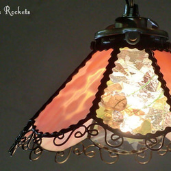 ステンドグラス キャンディーピンク ペンダント 照明 ライト ランプ 2枚目の画像