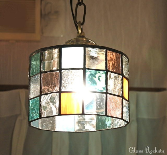 再販　1点物「 四角で丸いランプ 」 ステンドグラス 照明 ランプ ペンダント 2枚目の画像