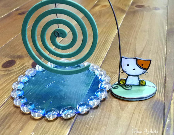 蚊取り　釣り吉ミーちゃん  猫 ステンドグラス 2枚目の画像