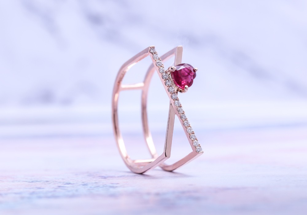 18Kゴールドミニマルハートレッドリング