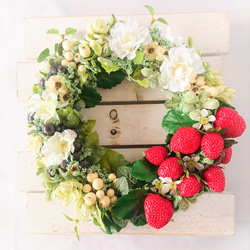 商品名【春瑠】ゆきこ♥ストロベリーとベリーのフラワーリース 春リース 商品名【春瑠】ゆきこ♥ストロベリーとベリーのフラワーリース