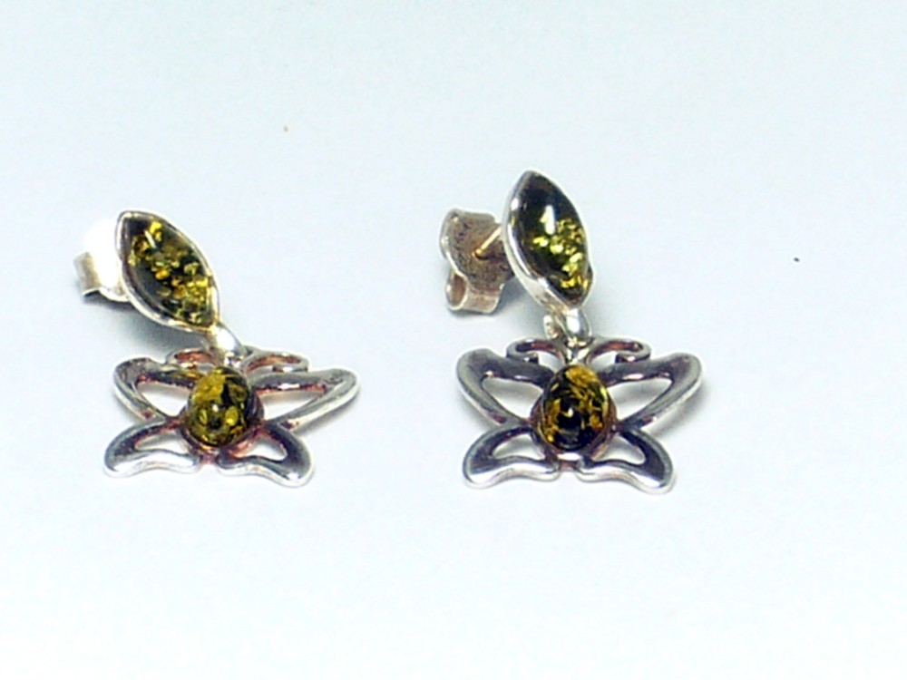 天然琥珀ピアス、SV925、蝶々：YHFF031044