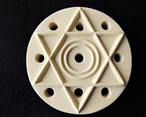 機能性セラミック奇瑞（きずい）（中）白系 釉薬なし 地場調整 波動