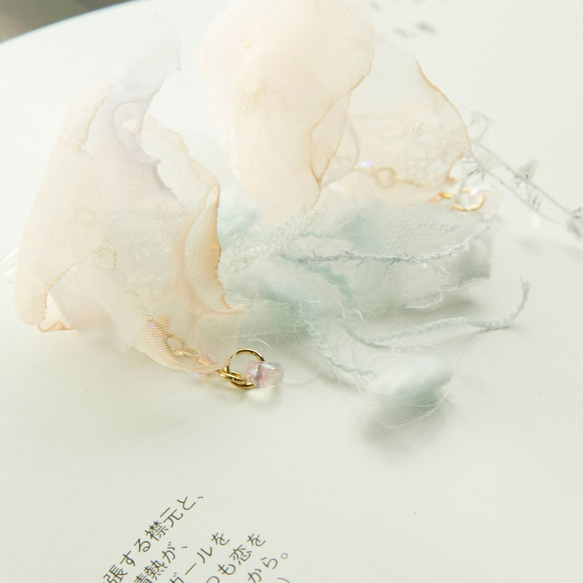台灣抗敏手染花系列  飄飄水母矽膠夾式與耳勾耳飾 AG FASHION 第7張的照片