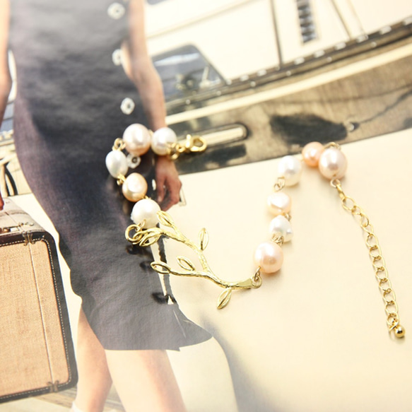 絕色系列-天然珍珠與澳寶&月光石 黃銅原色手鍊AG Fashion 第1張的照片