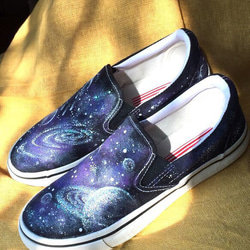 【SOLD OUT】universeスリッポン 1枚目の画像