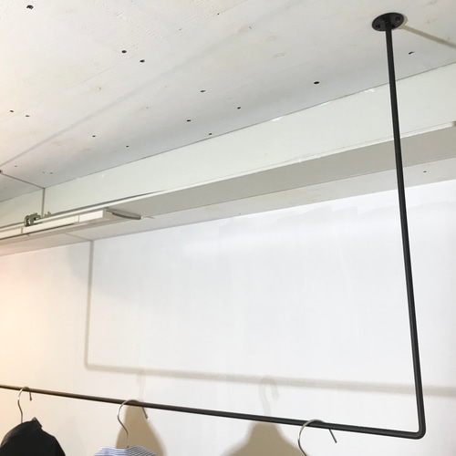 1cm単位でオーダーサイズ注文も可能なアイアンバー(マット