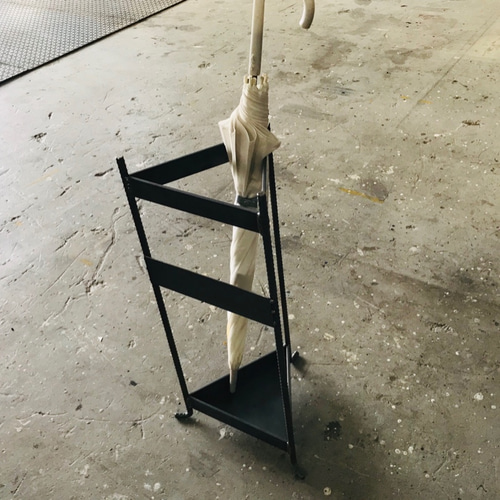 ☆送料込み☆アイアン傘立て　即購入OK アンブレラスタンド　雨　インダストリアル アンブレラスタンド(傘立て)｜ZACK 50731 MECOR 傘たて 傘置き 傘収納