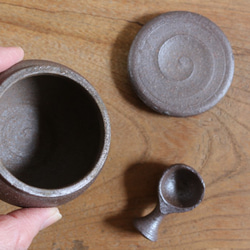 小さな塩壺（スプーン付） 4枚目の画像