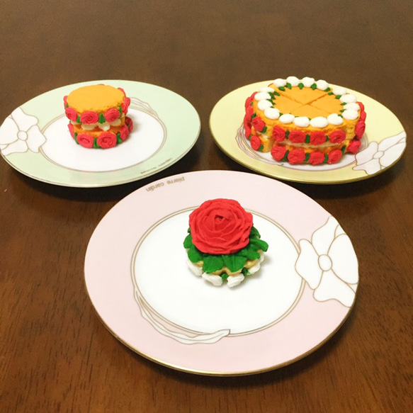 Rose garden　デコレーションケーキ　アロマ置物とブレンド精油 （セガトイズ×Creema コラボ企画 入選） 4枚目の画像