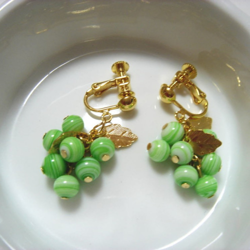 シャインマスカットのイヤリング＊ピアス イヤリング