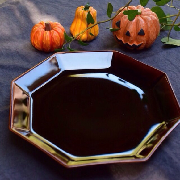 栗色】八角皿 箸置きセット 午餐盤 SETOKARA 的作品 4707698｜Creema