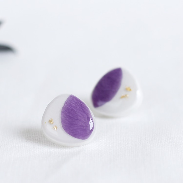 “Mino Yaki”滲透白色瓷磚和Viola花瓣耳環/耳環 第1張的照片