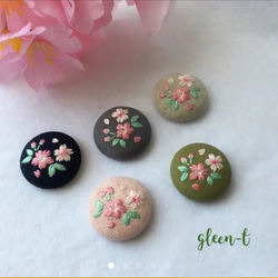 桜ミニ刺繍ブローチ(ヘアゴム可) 1枚目の画像