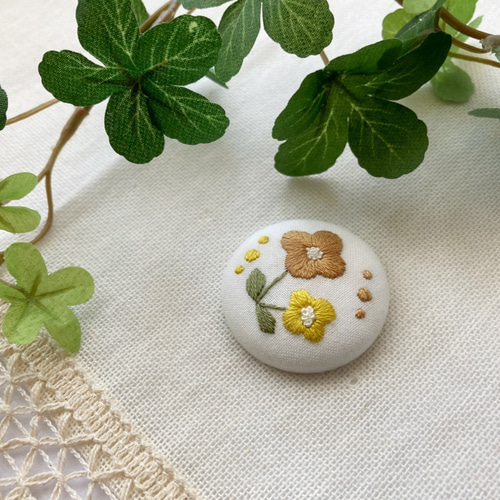 受注制作】藤の花刺繍ブローチor刺繍ヘアゴム ブローチ かな