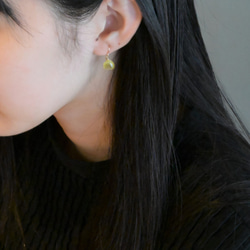 Yellow Hydro quartz 　pierced earrings 4枚目の画像