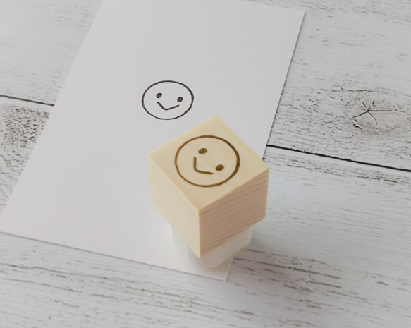 にっこりマーク＊消しゴムはんこ＊ はんこ・スタンプ NICOsmile ニコ