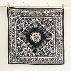 静かな森 大判ハンカチーフ（Silent BLACK）プチスカーフ バンダナ