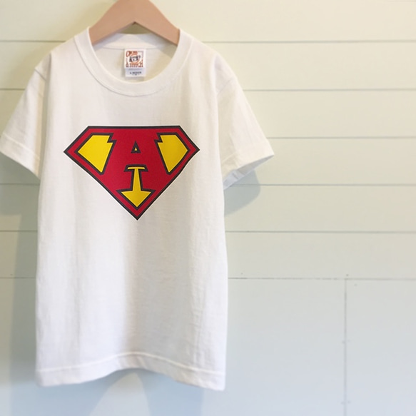 Superman?／ホワイト - イニシャルオーダーTシャツ 1枚目の画像