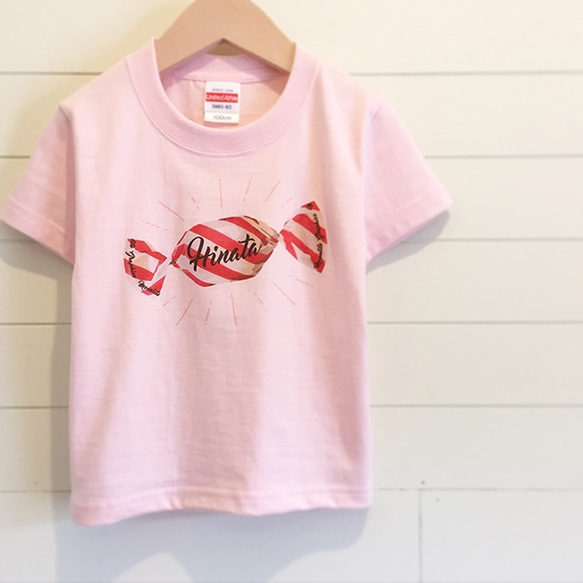 Red Candy／ベビーピンク - ネームオーダーTシャツ 1枚目の画像