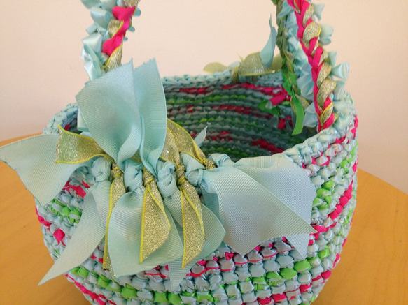 pale geen & neon pink,green double ribbon bag 3枚目の画像