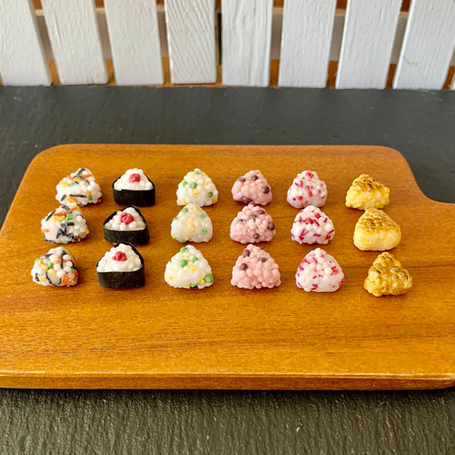 ⌘ ミニチュア おにぎりとミニトマトと煮卵 ⌘ ピアス ピアス（フック
