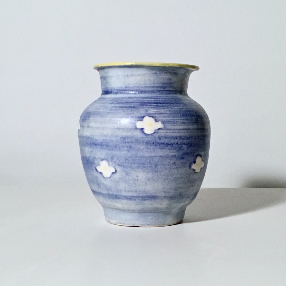 送料無料】花柄壺〈群青色〉 一輪挿し・花瓶・花器 陶工房gritty