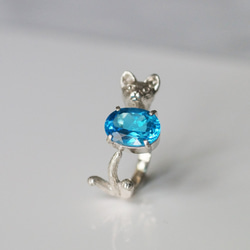 藍色托帕石貓戒指 第8張的照片