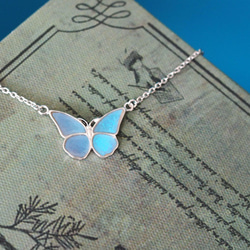 モルフォ蝶の小さなペンダント ネックレス・ペンダント naturama 通販