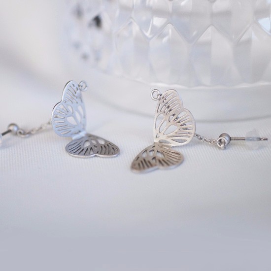 ゆらめき羽ピアス-マットシルバー(ペア)