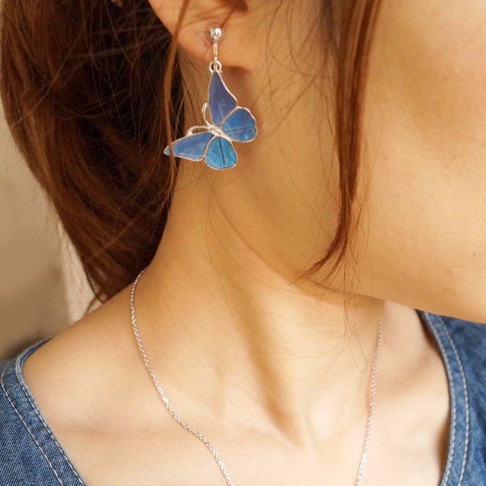 ブルーモルフォ蝶のイヤリング（ペア）／SILVER
