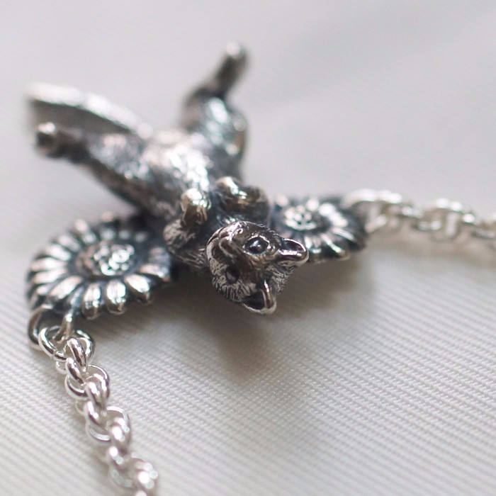 ごろん猫ブレスレット