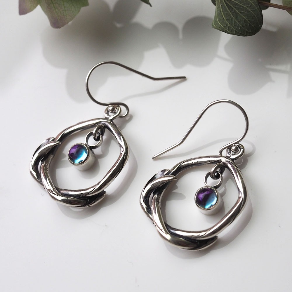 麗ピアス（ブルートパーズ＆ルビー）片耳