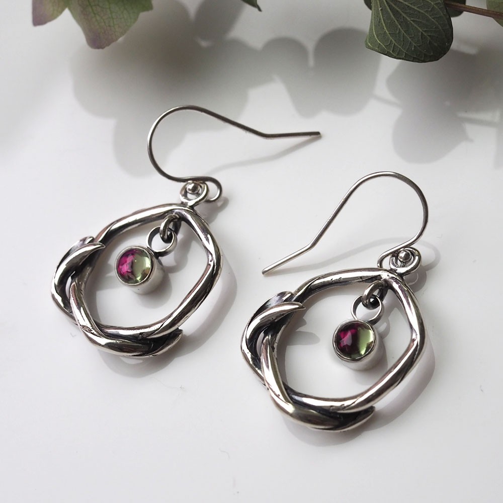 麗ピアス（ペリドット＆ルビー）片耳