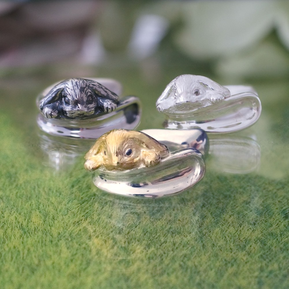 ロップイヤーのイヤーカフ