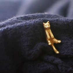 猫ピンブローチ（グリ）アンティークゴールド 3枚目の画像