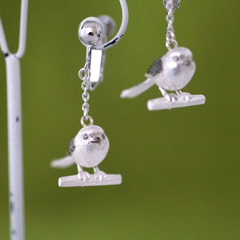 シマエナガのピアス イヤリング（片耳）