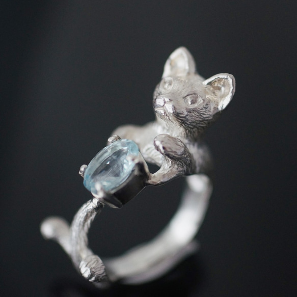 海藍寶石貓戒指 第5張的照片