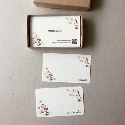 個性的な名刺ショップカードアクセサリー台紙ポイントカード【QQ7-12】／名入れ 個性的な名刺ショップカードアクセサリー台紙ポイントカード