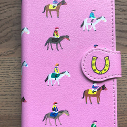 【在庫1】ジョッキーと競走馬　iPhone7/8ケース　手帳型スマホケース　ピンク 4枚目の画像